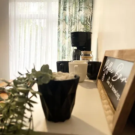 Turquoise By Mercan Homes - Cozy House W/ 2 Bedroom Close To Center, Metro, Malls 伊斯坦布尔