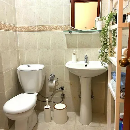 Turquoise By Mercan Homes - Cozy House W/ 2 Bedroom Close To Center, Metro, Malls 伊斯坦布尔